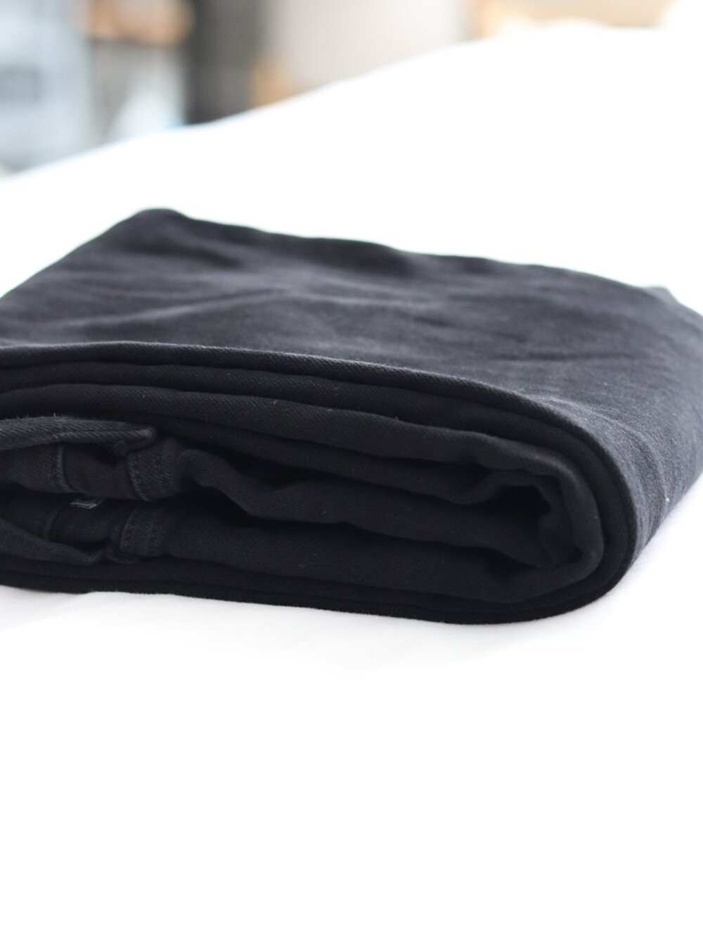 Emmanuelle Low Rise Bootcut 30" Jeans | Citizens of Humanity | 23 | Black - Picture 6 of 9